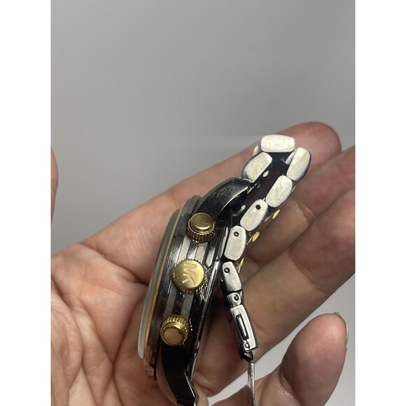 Michael Kors MK 8160 Runway Watch Unisex Working Battery - Picture 6 of 13